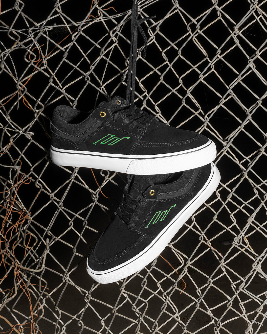 hoban - skate shoes - black/white/gold - emerica
